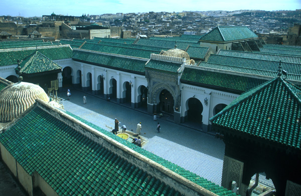 Blick-in-den-Innenhof-der-Karaouine-Moschee